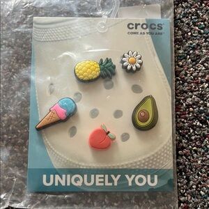 CROCS Jibbitz Charm Set - Yellow, Blue, Green